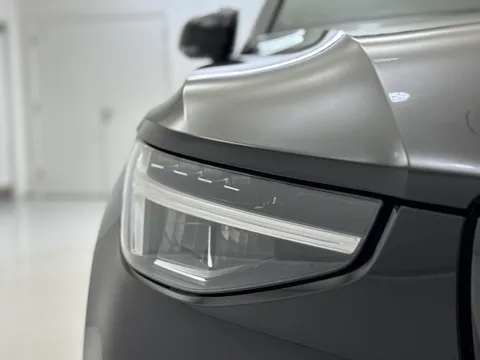 SD25YDX Volvo XC40 2.0 B3P Plus Dark 5dr Auto Thumbnail #40