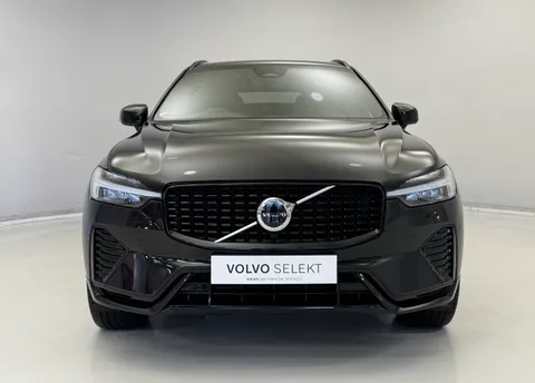 YL71KWK Volvo XC60 2.0 B4D R DESIGN 5dr AWD Geartronic Thumbnail #4