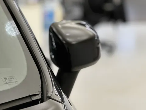 YL71KWK Volvo XC60 2.0 B4D R DESIGN 5dr AWD Geartronic Thumbnail #40