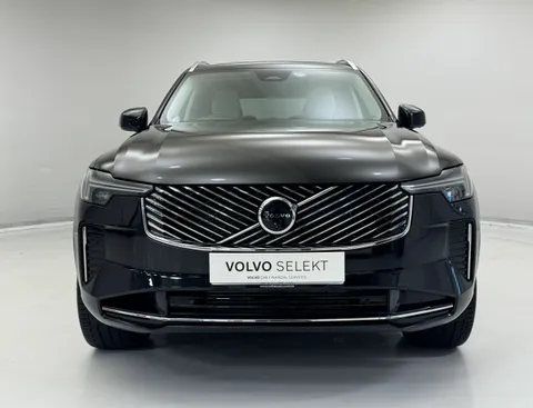 OW25DFV Volvo XC90 2.0 T8 PHEV Ultra Dark 5dr AWD Geartronic Thumbnail #3