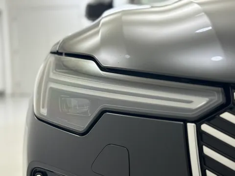 OW25DFV Volvo XC90 2.0 T8 PHEV Ultra Dark 5dr AWD Geartronic Thumbnail #40