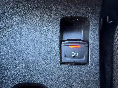 BN23YGO Dacia Jogger 1.0 TCe Extreme SE 5dr Thumbnail #30