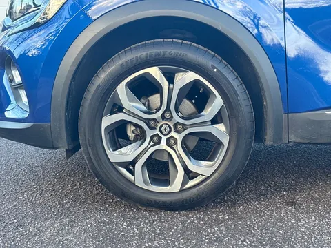 MM72CHY Renault Captur 1.0 TCE 90 Techno 5dr Thumbnail #32