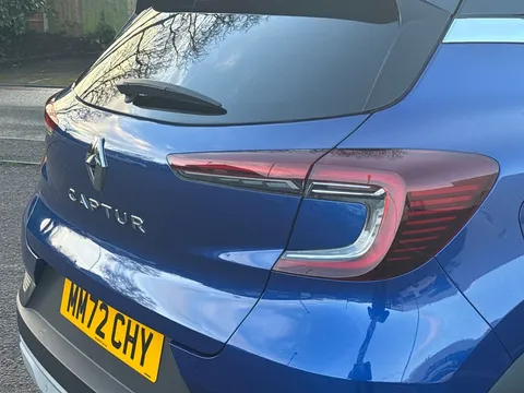 MM72CHY Renault Captur 1.0 TCE 90 Techno 5dr Thumbnail #22