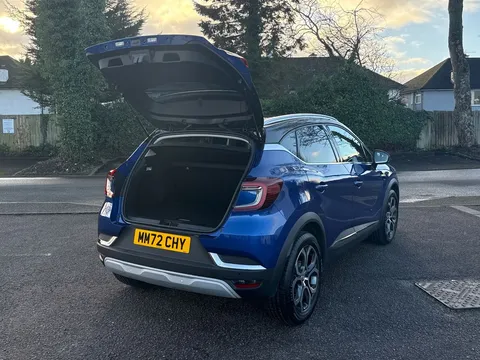 MM72CHY Renault Captur 1.0 TCE 90 Techno 5dr Thumbnail #28