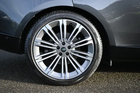 YP24RGY Land Rover Range Rover 3.0 D350 Autobiography LWB 4dr Auto [7 Seat] Thumbnail #7