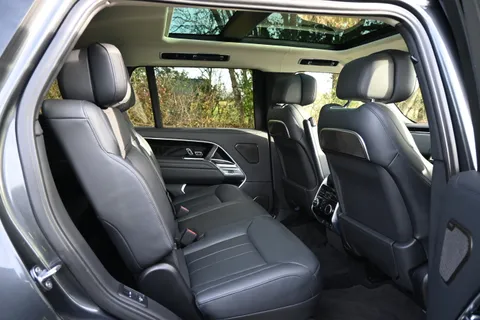 YP24RGY Land Rover Range Rover 3.0 D350 Autobiography LWB 4dr Auto [7 Seat] Thumbnail #33