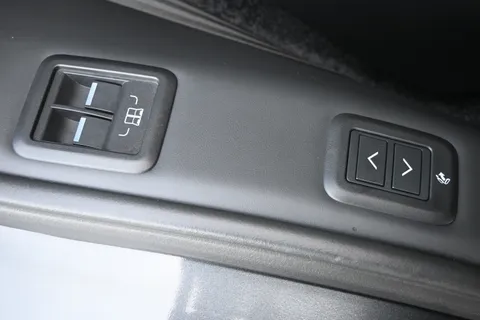 YP24RGY Land Rover Range Rover 3.0 D350 Autobiography LWB 4dr Auto [7 Seat] Thumbnail #37