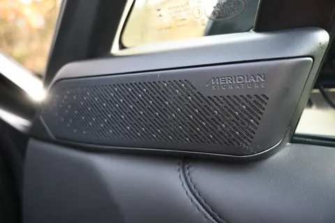 YP24RGY Land Rover Range Rover 3.0 D350 Autobiography LWB 4dr Auto [7 Seat] Thumbnail #41