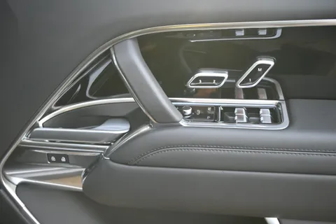 YP24RGY Land Rover Range Rover 3.0 D350 Autobiography LWB 4dr Auto [7 Seat] Thumbnail #42