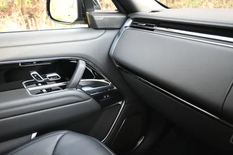 YP24RGY Land Rover Range Rover 3.0 D350 Autobiography LWB 4dr Auto [7 Seat] Thumbnail #45