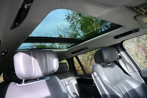 YP24RGY Land Rover Range Rover 3.0 D350 Autobiography LWB 4dr Auto [7 Seat] Thumbnail #51