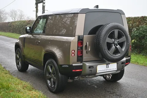 VX25TWE Land Rover Defender 3.0 D250 Hard Top X-Dynamic HSE Auto [3 Seat] Thumbnail #11