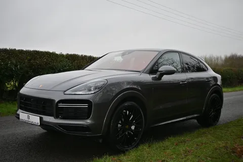 VN69ZFS Porsche Cayenne Turbo 5dr Tiptronic S [5 Seat] Thumbnail #11