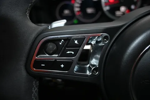 VN69ZFS Porsche Cayenne Turbo 5dr Tiptronic S [5 Seat] Thumbnail #41