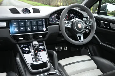 VN69ZFS Porsche Cayenne Turbo 5dr Tiptronic S [5 Seat] Thumbnail #48