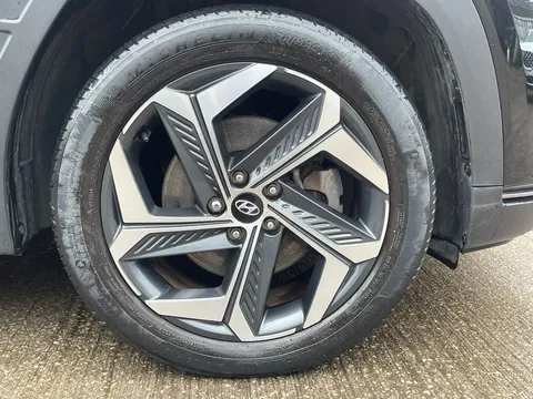 GF21NTM Hyundai Tucson 1.6 TGDi Hybrid 230 Premium 5dr 2WD Auto Thumbnail #3