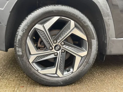 GF21NTM Hyundai Tucson 1.6 TGDi Hybrid 230 Premium 5dr 2WD Auto Thumbnail #4