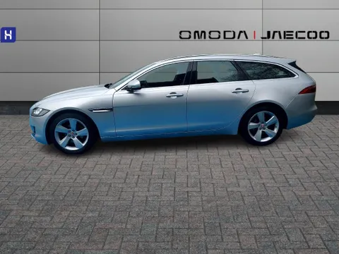 WJ19AVU Jaguar Xf 2.0i Portfolio 5dr Auto Thumbnail #5