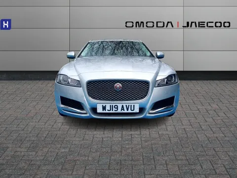 WJ19AVU Jaguar Xf 2.0i Portfolio 5dr Auto Thumbnail #3