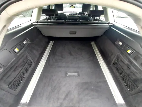 WJ19AVU Jaguar Xf 2.0i Portfolio 5dr Auto Thumbnail #20