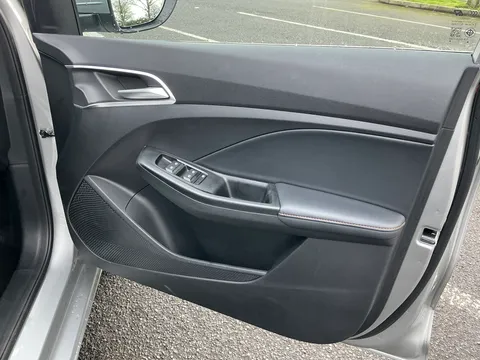 LB25OGS Mg Motor Uk Mg3 1.5 Hybrid Trophy 5dr Auto Thumbnail #18