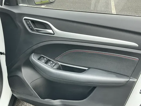 DF23KUC Mg Motor Uk Zs 1.0T GDi Excite 5dr DCT Thumbnail #18