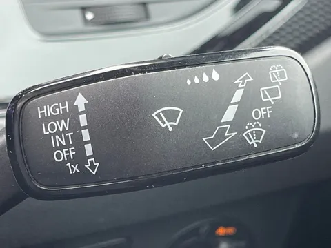 GL23KZX Volkswagen Polo 1.0 TSI Life 5dr DSG Thumbnail #15