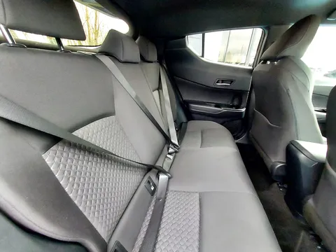 DA72KTE Toyota C-HR 1.8 Hybrid Design 5dr CVT Thumbnail #16