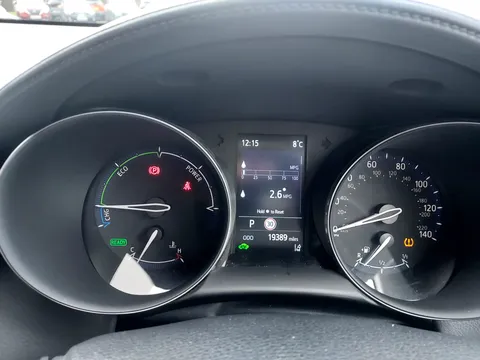 DA72KTE Toyota C-HR 1.8 Hybrid Design 5dr CVT Thumbnail #18