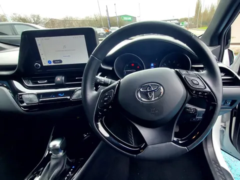 DA72KTE Toyota C-HR 1.8 Hybrid Design 5dr CVT Thumbnail #28