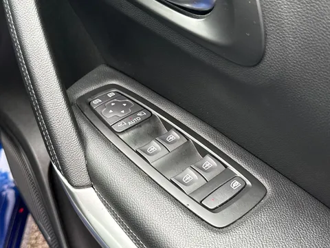 YF19RHT Renault Kadjar 1.3 TCE GT Line 5dr EDC Thumbnail #15