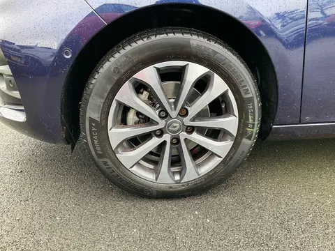 MT72LHN Renault Zoe 80kW SE R110 50kWh Rapid Charge 5dr Auto Thumbnail #33