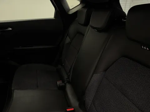 DS23FYX Renault Captur 1.0 TCE 90 Rive Gauche 5dr Thumbnail #11