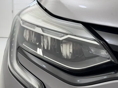 DS23FYX Renault Captur 1.0 TCE 90 Rive Gauche 5dr Thumbnail #31