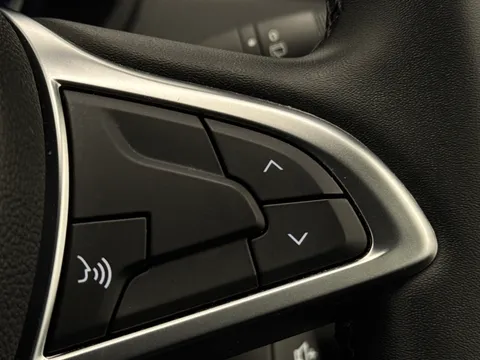 DY22DHC Dacia Duster 1.0 TCe 90 Prestige 5dr Thumbnail #17