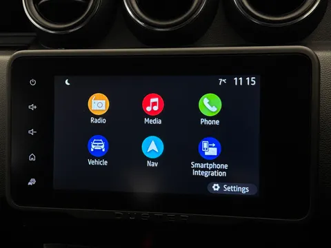 DY22DHC Dacia Duster 1.0 TCe 90 Prestige 5dr Thumbnail #18