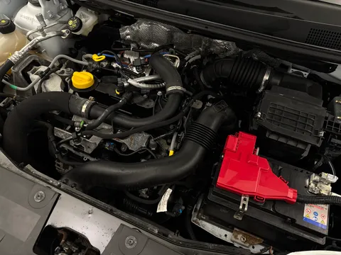 DY22DHC Dacia Duster 1.0 TCe 90 Prestige 5dr Thumbnail #22