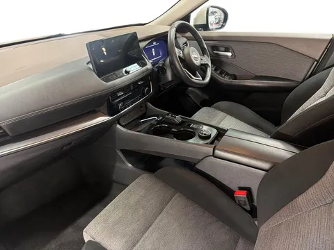 DN73CZG Nissan X-Trail 1.5 E-Power E-4orce 213 N-Connecta 5dr 7Seat Auto Thumbnail #11