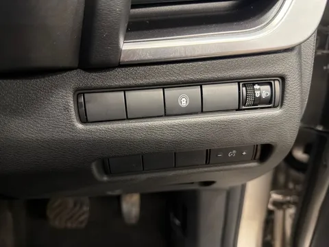 DN73CZG Nissan X-Trail 1.5 E-Power E-4orce 213 N-Connecta 5dr 7Seat Auto Thumbnail #23