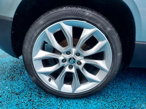 DA69LWO Škoda Karoq 2.0 TDI Edition 5dr Thumbnail #11