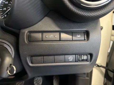 DS72XYW Nissan Juke 1.0 DiG-T 114 Acenta 5dr Thumbnail #22