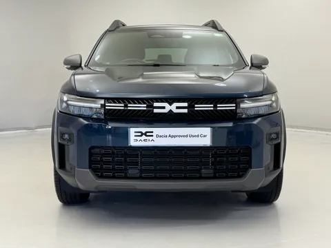 AP25BXG Dacia Bigster 1.8 Hybrid 155 Journey 5dr Auto Thumbnail #2