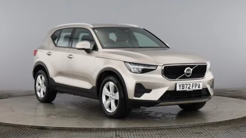 YB72FPA Volvo XC40 2.0 B3P Core 5dr Auto Thumbnail #1