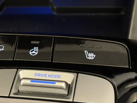 SJ22OZO Hyundai Tucson 1.6 TGDi Hybrid 230 Premium 5dr 2WD Auto Thumbnail #26