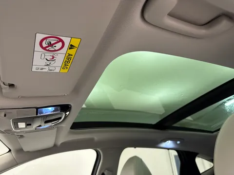 DY72VHB Hyundai Tucson 1.6 TGDi Plug-in Hybrid Ultimate 5dr 4WD Auto Thumbnail #16