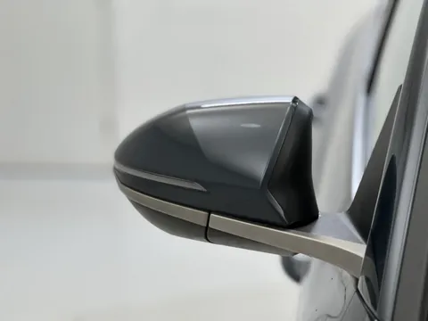 DY72VHB Hyundai Tucson 1.6 TGDi Plug-in Hybrid Ultimate 5dr 4WD Auto Thumbnail #32