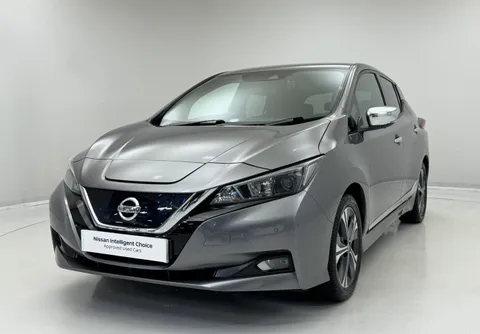 NL71XPH Nissan LEAF 110kW N-Connecta 40kWh 5dr Auto Thumbnail #6