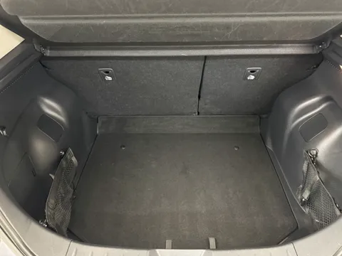 NL71XPH Nissan LEAF 110kW N-Connecta 40kWh 5dr Auto Thumbnail #12