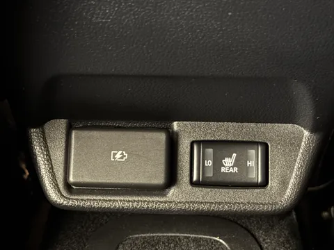 NL71XPH Nissan LEAF 110kW N-Connecta 40kWh 5dr Auto Thumbnail #14